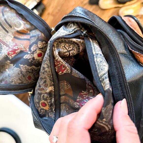 Belle Rose Leather Bucket Bag with Handle And Strap - Picture 13 of 13